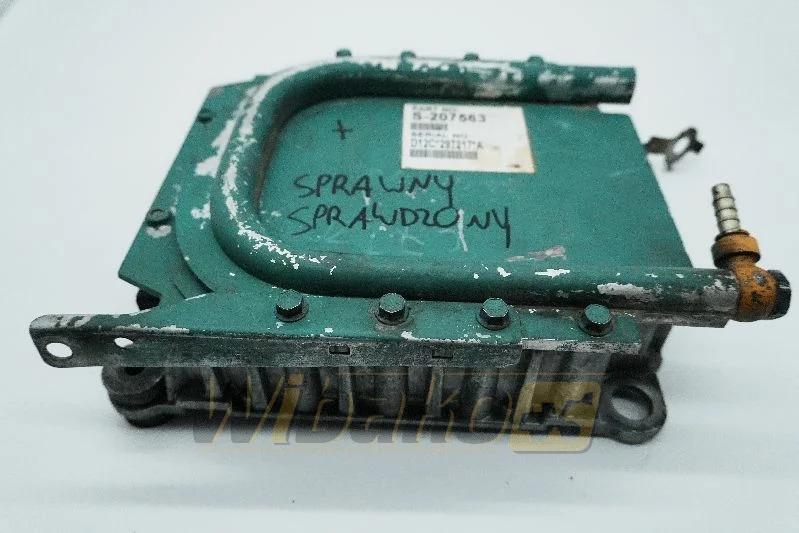 Volvo 03161962 - Unidad de control para Maquinaria de construcción: foto 2 Volvo 03161962 - Unidad de control para Maquinaria de construcción: foto 2