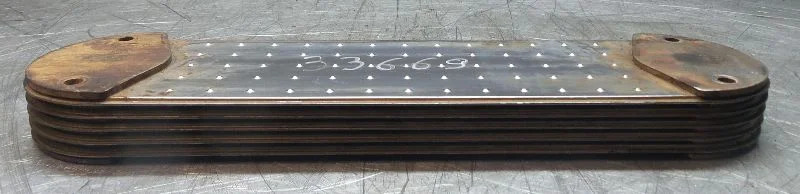Volvo 97W25 8149300 - Enfriador de aceite para Maquinaria de construcción: foto 1 Volvo 97W25 8149300 - Enfriador de aceite para Maquinaria de construcción: foto 1