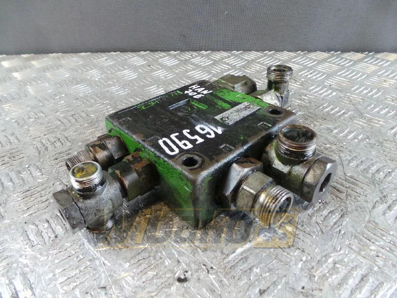 ZF 7730900117 - Válvula hidráulica para Maquinaria de construcción: foto 1 ZF 7730900117 - Válvula hidráulica para Maquinaria de construcción: foto 1