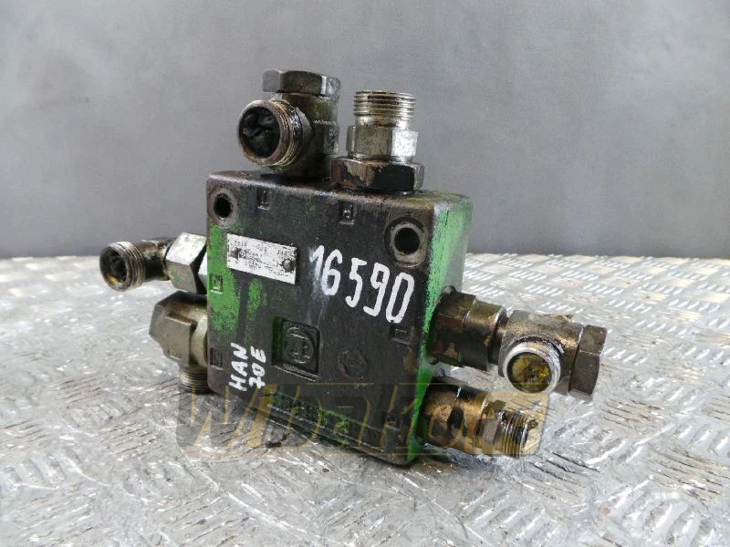 ZF 7730900117 - Válvula hidráulica para Maquinaria de construcción: foto 2 ZF 7730900117 - Válvula hidráulica para Maquinaria de construcción: foto 2