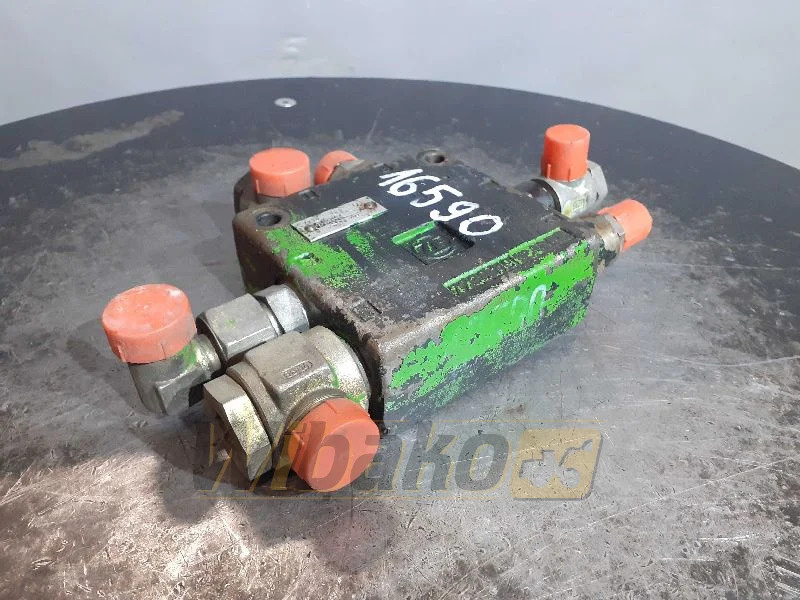 ZF 7730900117 - Válvula hidráulica para Maquinaria de construcción: foto 3 ZF 7730900117 - Válvula hidráulica para Maquinaria de construcción: foto 3