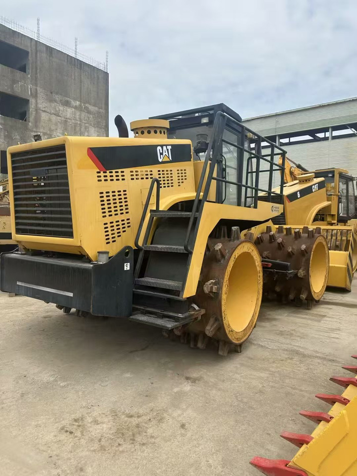 Compactador CATERPILLAR 6G: foto 8