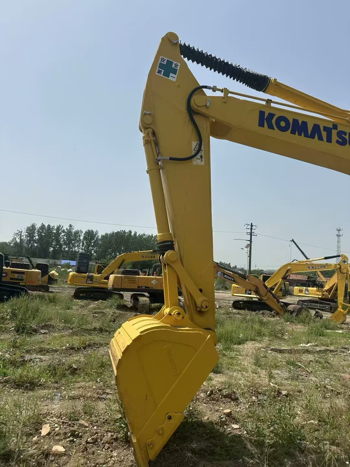 KOMATSU 350 - Excavadora de cadenas: foto 2 KOMATSU 350 - Excavadora de cadenas: foto 2