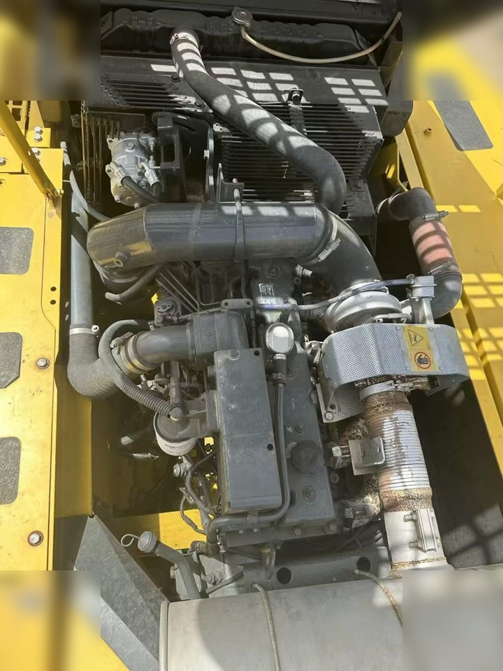 Excavadora de cadenas KOMATSU PC350: foto 8