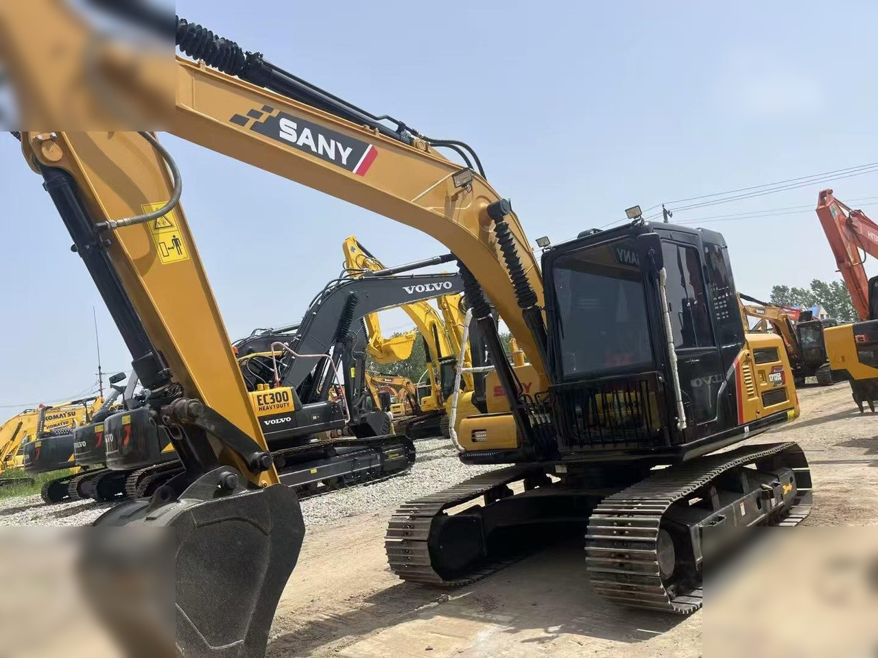 SANY SY135C - Excavadora de cadenas: foto 1 SANY SY135C - Excavadora de cadenas: foto 1