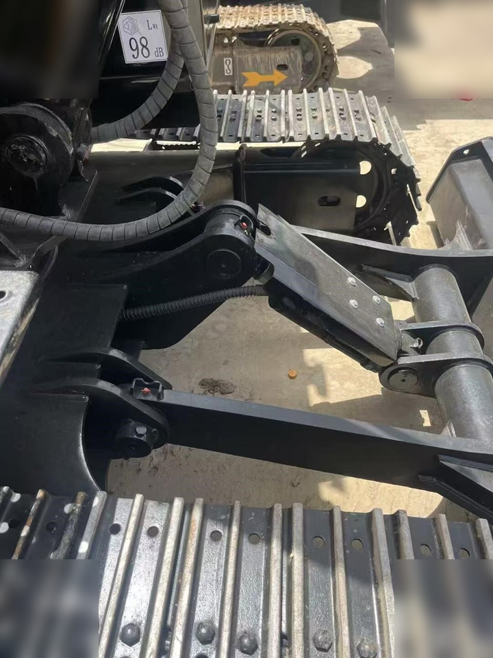 Excavadora de cadenas SANY SY95C: foto 14