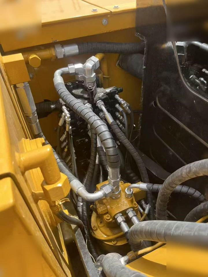 Excavadora de cadenas SANY SY95C: foto 16