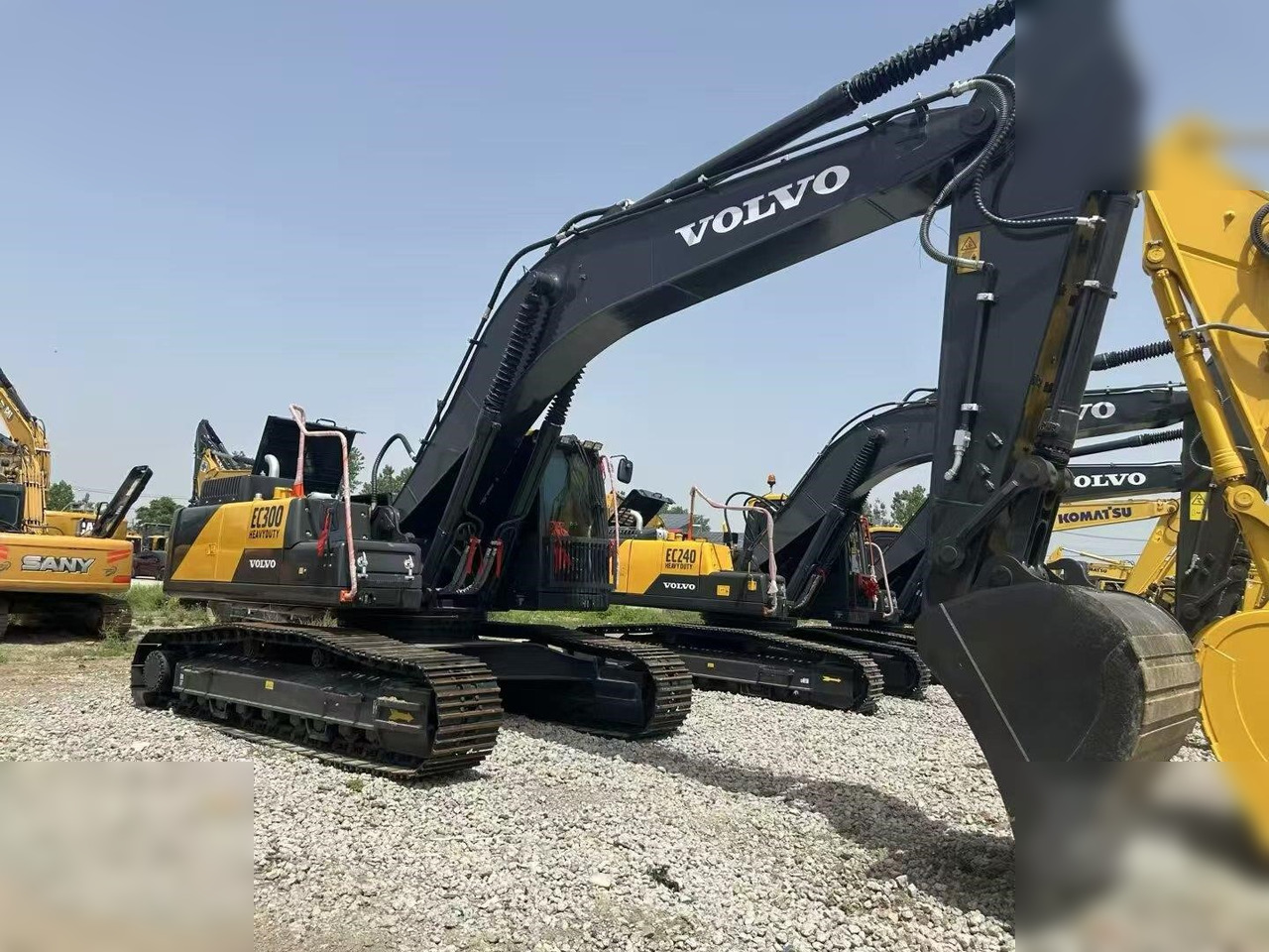 VOLVO EC300 - Excavadora de cadenas: foto 1 VOLVO EC300 - Excavadora de cadenas: foto 1