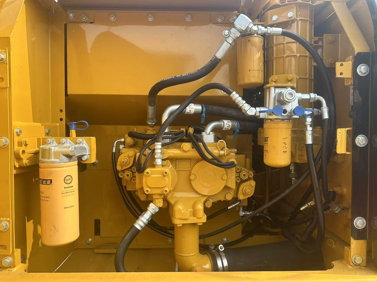 CATERPILLAR Used Digger CAT 323DL Construction Machinery Construction Digger Used CAT 323DL Cheap Excavator - Excavadora de cadenas: foto 5 CATERPILLAR Used Digger CAT 323DL Construction Machinery Construction Digger Used CAT 323DL Cheap Excavator - Excavadora de cadenas: foto 5