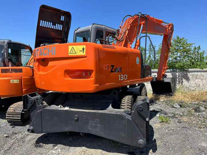 Hot Sale! Used Hitachi ZX130 Wheel Excavator |Excellent Condition| Best Price | Perfect for Construction & Road Projects - Excavadora de ruedas: foto 4 Hot Sale! Used Hitachi ZX130 Wheel Excavator |Excellent Condition| Best Price | Perfect for Construction & Road Projects - Excavadora de ruedas: foto 4