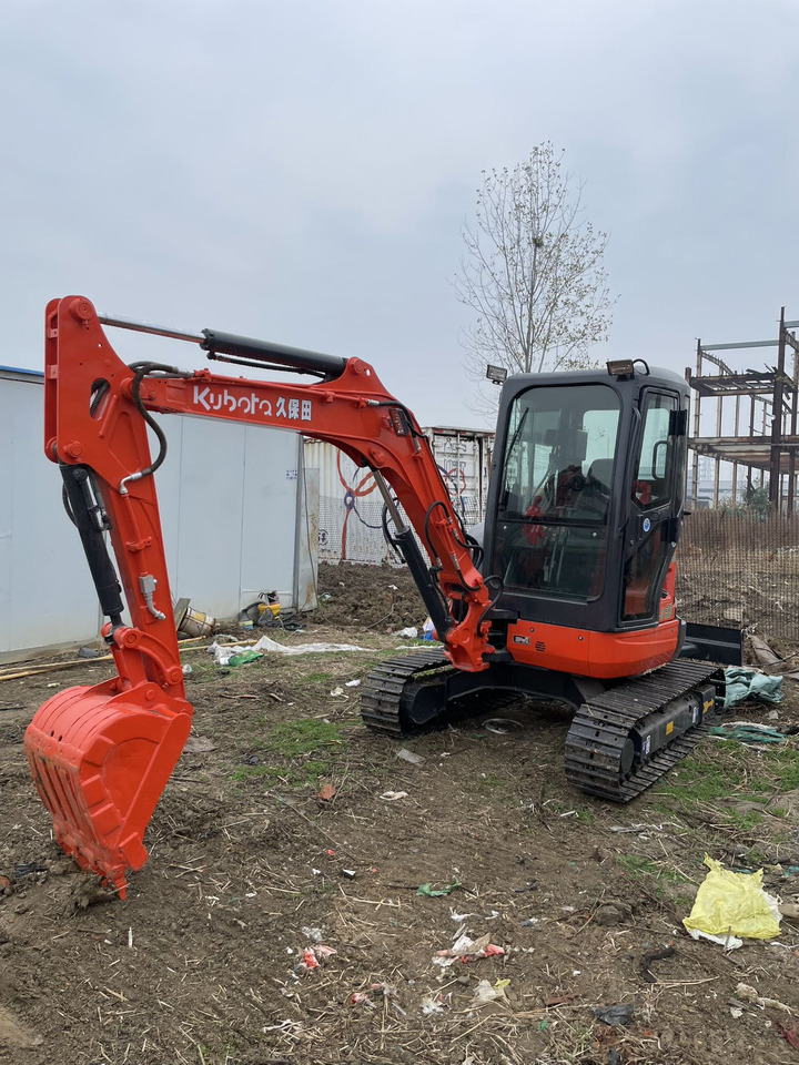 KUBOTA Kubota U55-4 for sale at good price - Miniexcavadora: foto 1 KUBOTA Kubota U55-4 for sale at good price - Miniexcavadora: foto 1