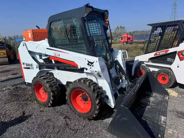 Skid Steer Loader Bobcat S550 Original Wheel Loader in Good Condition on Sale Bobcat 550 - Minicargadora: foto 5 Skid Steer Loader Bobcat S550 Original Wheel Loader in Good Condition on Sale Bobcat 550 - Minicargadora: foto 5