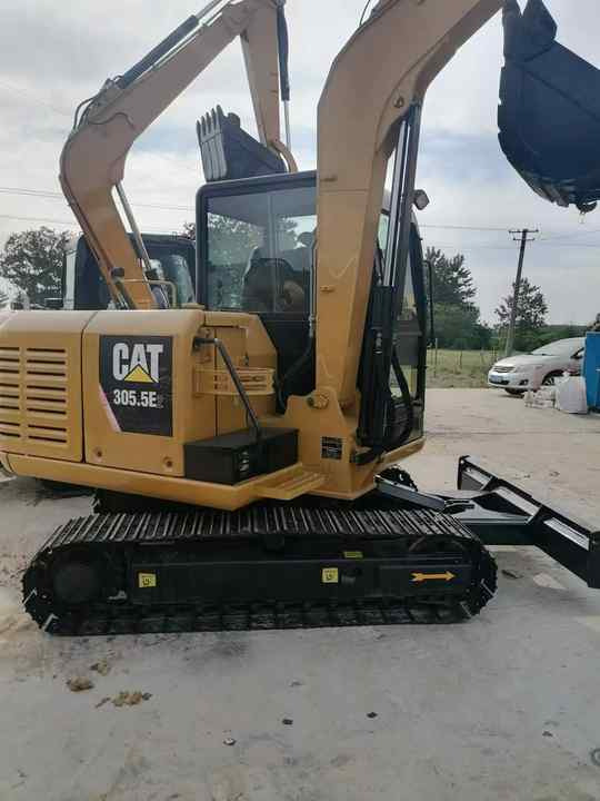 Used CAT 305.5E 5T Second Hand Japan Original MINI Excavator Mining Construction Excavators Hot Sale 306 307 308 Small Mini 6t - Miniexcavadora: foto 3 Used CAT 305.5E 5T Second Hand Japan Original MINI Excavator Mining Construction Excavators Hot Sale 306 307 308 Small Mini 6t - Miniexcavadora: foto 3