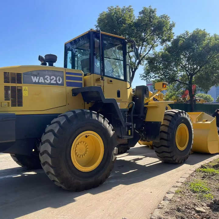 Used Komatsu WA320-5 Wheel Loader for Sale | Reliable Secondhand Construction Equipment with Export Support - Cargadora de ruedas: foto 1 Used Komatsu WA320-5 Wheel Loader for Sale | Reliable Secondhand Construction Equipment with Export Support - Cargadora de ruedas: foto 1