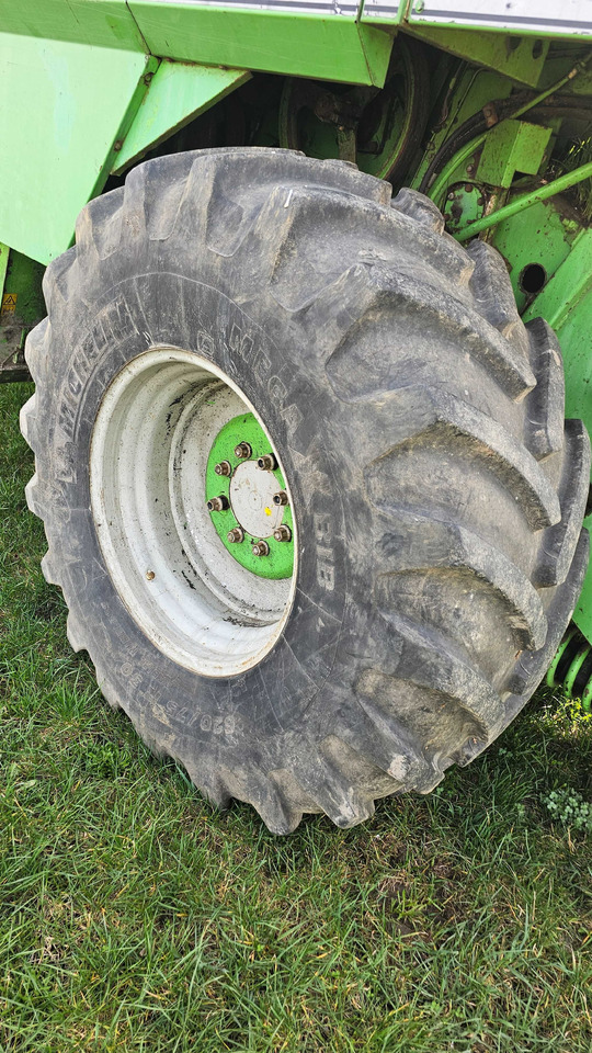 Komplet koło kombajn Deutz Fahr Topliner 620/75 R30 - Neumático para Maquinaria agrícola: foto 1 Komplet koło kombajn Deutz Fahr Topliner 620/75 R30 - Neumático para Maquinaria agrícola: foto 1