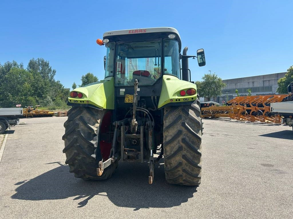 Claas Arion 610 C - Tractor: foto 5 Claas Arion 610 C - Tractor: foto 5
