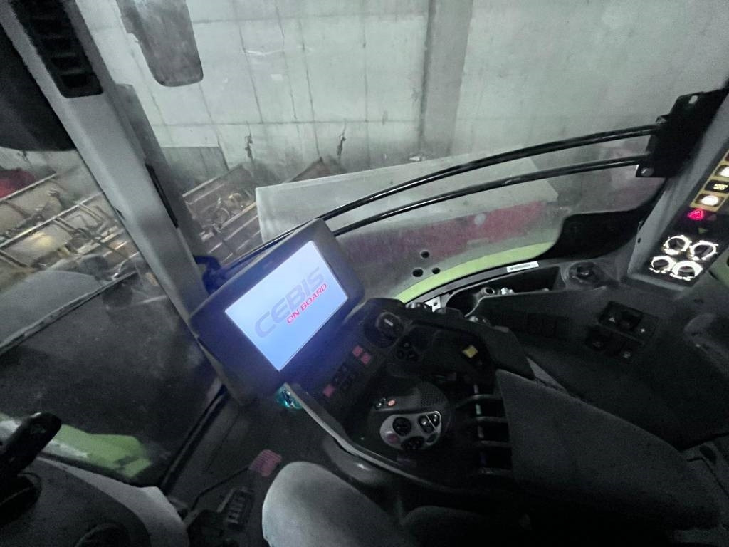 Tractor Claas Axion 950 Cmatic: foto 11 Tractor Claas Axion 950 Cmatic: foto 11