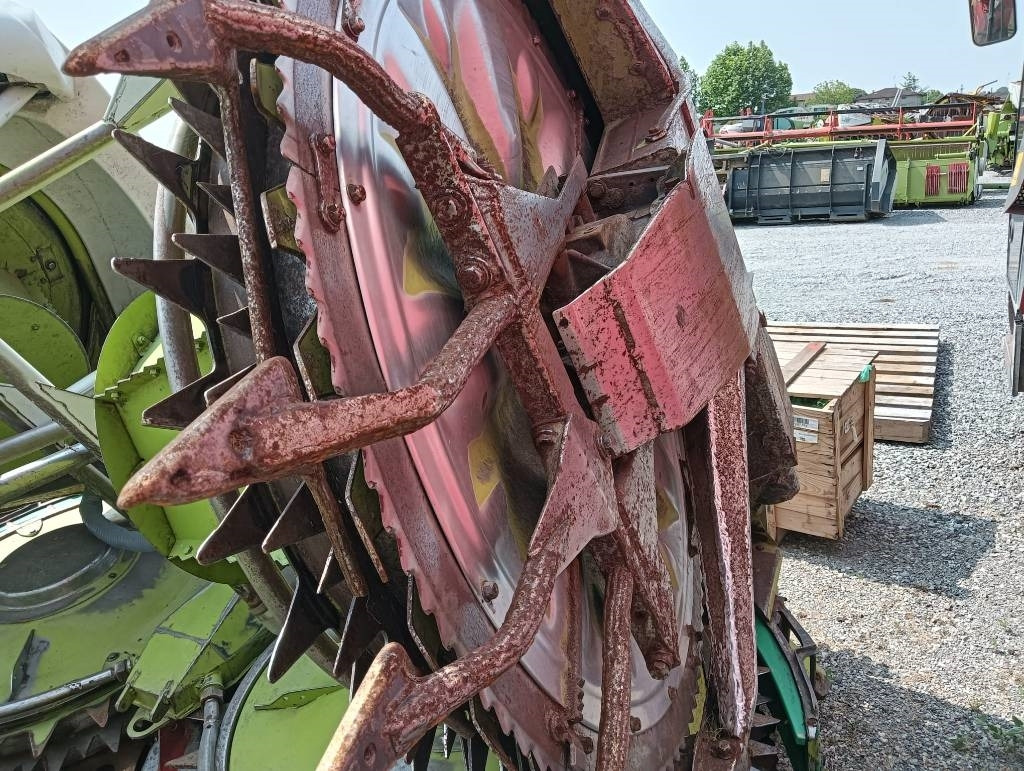 Cabezal de maíz Claas Orbis 600: foto 10