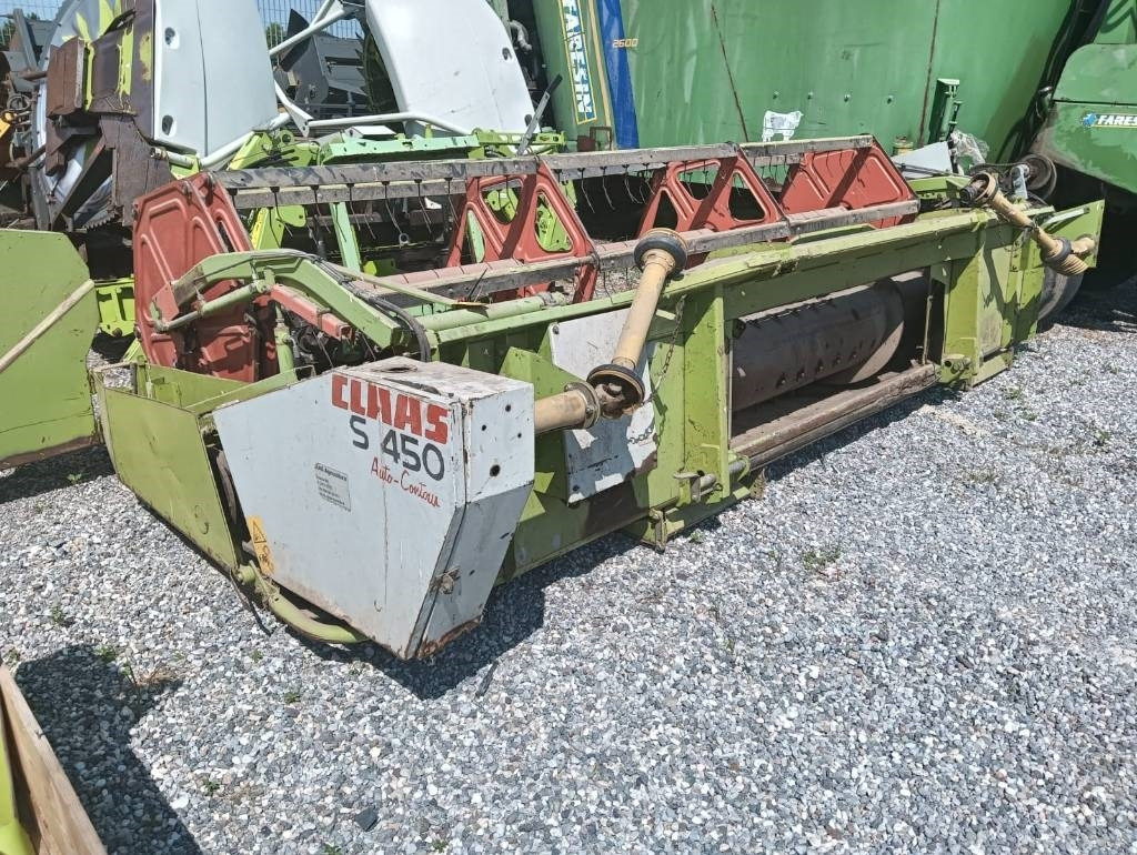 Claas S 450 - Cabezal de grano: foto 1 Claas S 450 - Cabezal de grano: foto 1