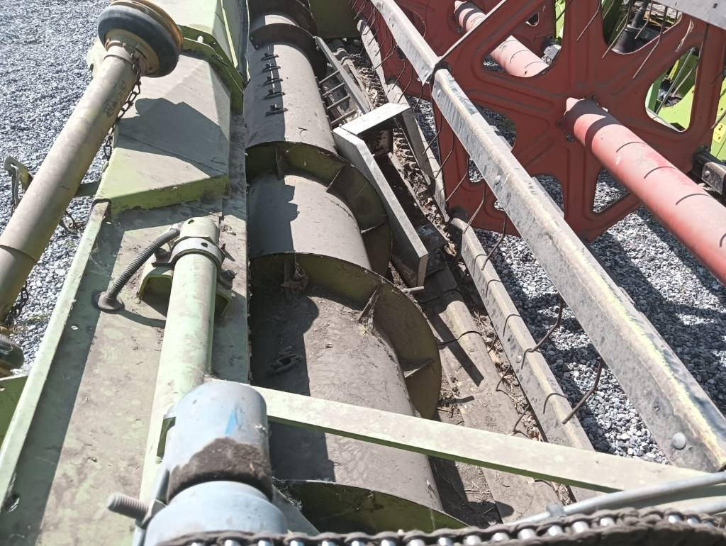 Claas S 450 - Cabezal de grano: foto 2 Claas S 450 - Cabezal de grano: foto 2