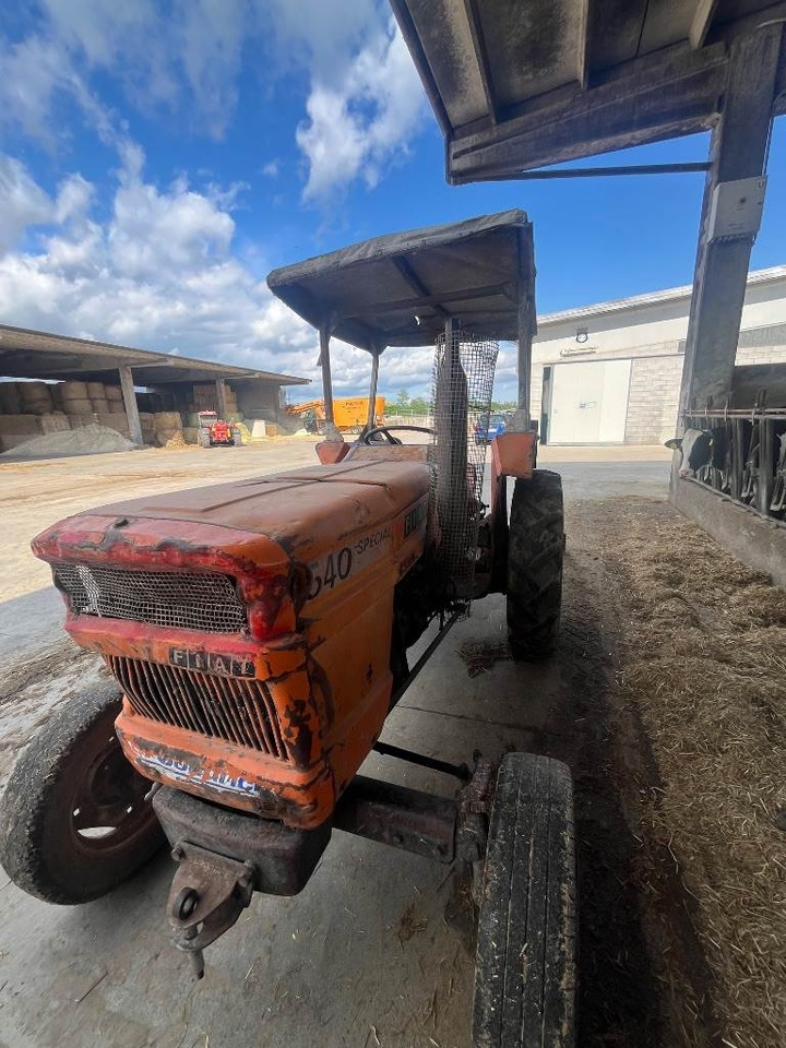 Fiat 540 - Tractor: foto 1 Fiat 540 - Tractor: foto 1