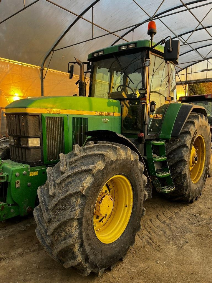 John Deere 7810 - Tractor: foto 1 John Deere 7810 - Tractor: foto 1