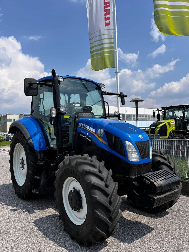 New Holland T 5.115 - Tractor: foto 1 New Holland T 5.115 - Tractor: foto 1