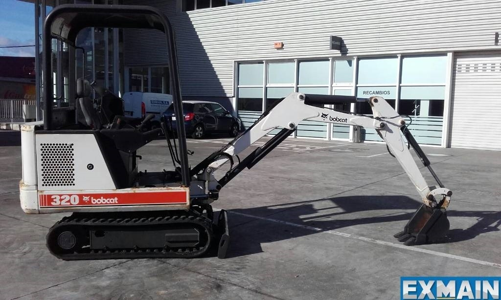 Bobcat X 320 - Miniexcavadora: foto 1 Bobcat X 320 - Miniexcavadora: foto 1