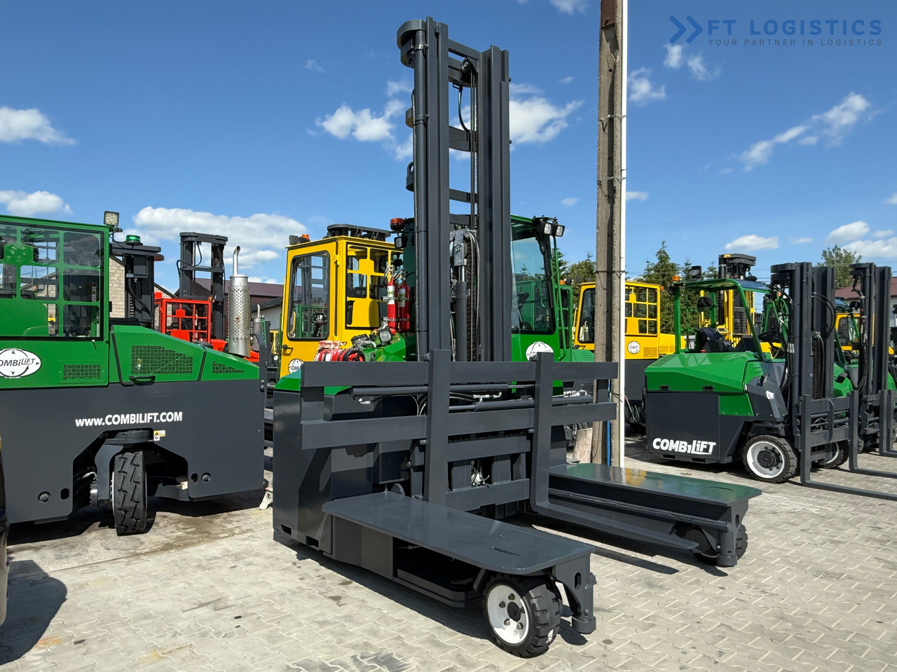 COMBILIFT C5000E / ELECTRIC / TRIPLEX 8300MM / FULL FREE LIFT / WIDE POSITIONER / FORK SIDESHIFT / BATTERY LIKE NEW - Carretilla de 4 vías: foto 4 COMBILIFT C5000E / ELECTRIC / TRIPLEX 8300MM / FULL FREE LIFT / WIDE POSITIONER / FORK SIDESHIFT / BATTERY LIKE NEW - Carretilla de 4 vías: foto 4