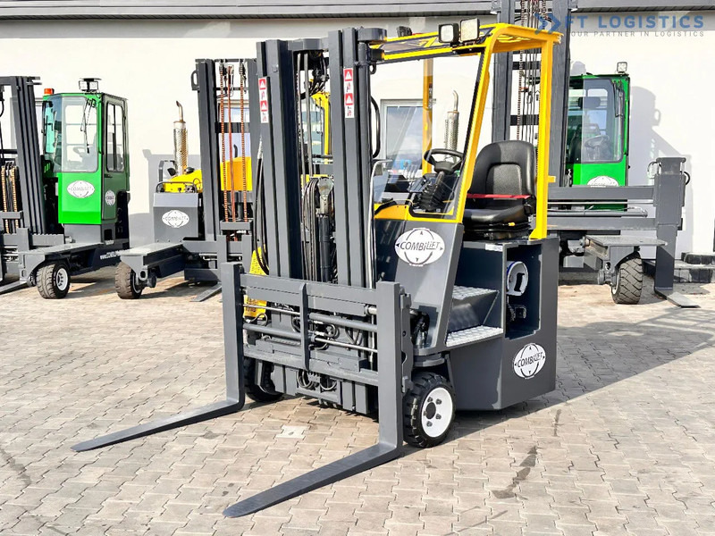 Combilift C3000CB / LPG / TRIPLEX / 4900MM / FREE LIFT / POSITIONER / LIKE NEW C3000CB / LPG / TRIPLEX / 4900MM / FREE LIFT / POSITIONER / - Carretilla de 4 vías: foto 4 Combilift C3000CB / LPG / TRIPLEX / 4900MM / FREE LIFT / POSITIONER / LIKE NEW C3000CB / LPG / TRIPLEX / 4900MM / FREE LIFT / POSITIONER / - Carretilla de 4 vías: foto 4