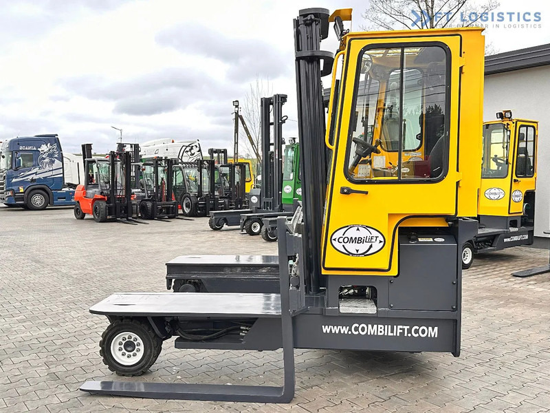 Combilift C4500 / DUPLEX / 4050MM / DIESEL / WIDE POSITIONER / FREE LIFT C4500 / DUPLEX / 4050MM / DIESEL / WIDE POSITIONER / FREE LIFT - Carretilla de 4 vías: foto 3 Combilift C4500 / DUPLEX / 4050MM / DIESEL / WIDE POSITIONER / FREE LIFT C4500 / DUPLEX / 4050MM / DIESEL / WIDE POSITIONER / FREE LIFT - Carretilla de 4 vías: foto 3