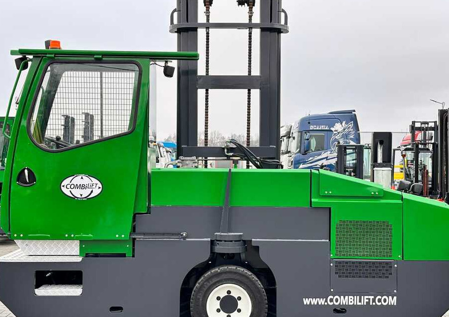 Combilift C5000SL / DIESEL / 4500MM / DUPLEX / CABIN / PLATFORMS / LIKE NEW - Carretilla de carga lateral: foto 3 Combilift C5000SL / DIESEL / 4500MM / DUPLEX / CABIN / PLATFORMS / LIKE NEW - Carretilla de carga lateral: foto 3