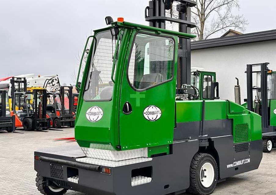 Combilift C5000SL / DIESEL / 4500MM / DUPLEX / CABIN / PLATFORMS / LIKE NEW - Carretilla de carga lateral: foto 2 Combilift C5000SL / DIESEL / 4500MM / DUPLEX / CABIN / PLATFORMS / LIKE NEW - Carretilla de carga lateral: foto 2