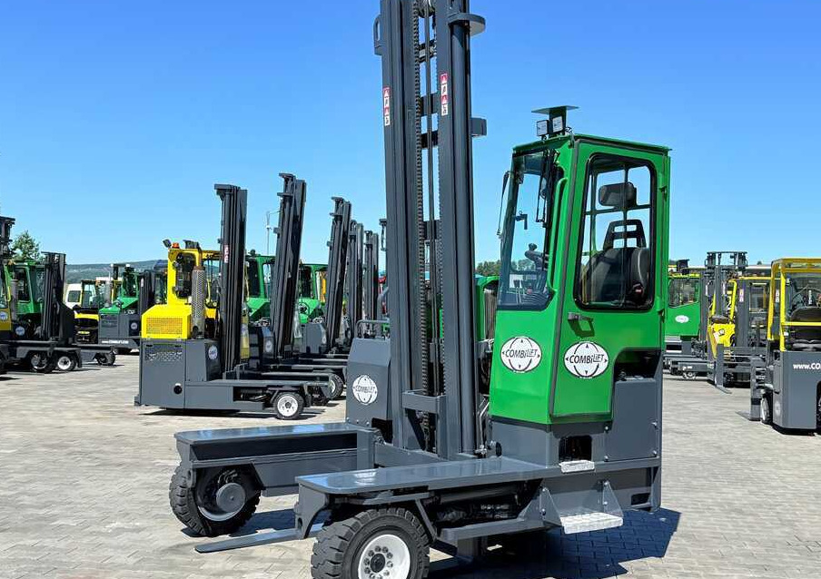 Combilift C5000XL / DIESEL / DUPLEX - 5500MM / FULL CABIN / NEW TYRES / HEATING - Carretilla de 4 vías: foto 1 Combilift C5000XL / DIESEL / DUPLEX - 5500MM / FULL CABIN / NEW TYRES / HEATING - Carretilla de 4 vías: foto 1