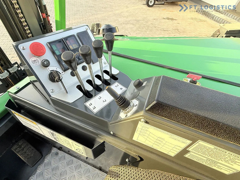 Carretilla de 4 vías Combilift CB4000 / GAS / TRIPLEX 5200MM / FREE LIFT / FORK POSITIONER / SIDE SHIFT / EXCELLENT CONDITION / Wide range of four-way and side: foto 15 Carretilla de 4 vías Combilift CB4000 / GAS / TRIPLEX 5200MM / FREE LIFT / FORK POSITIONER / SIDE SHIFT / EXCELLENT CONDITION / Wide range of four-way and side: foto 15