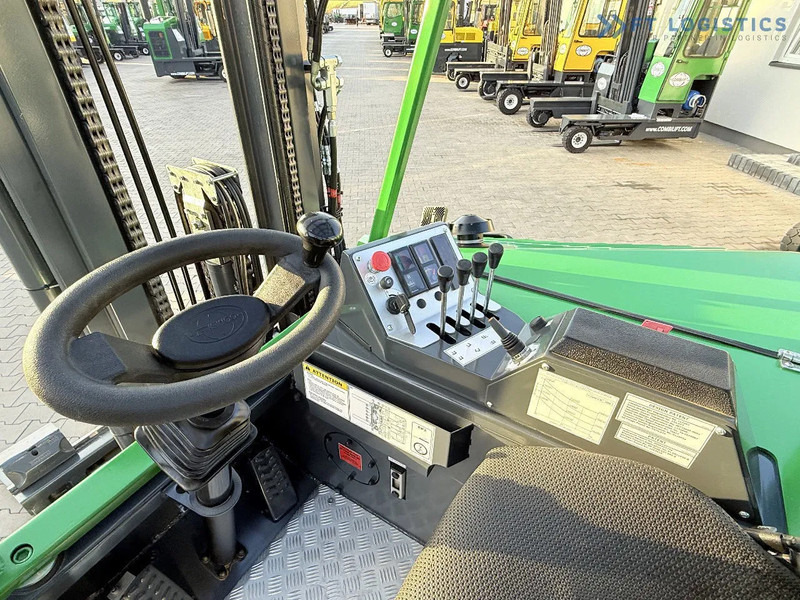 Carretilla de 4 vías Combilift CB4000 / GAS / TRIPLEX 5200MM / FREE LIFT / FORK POSITIONER / SIDE SHIFT / EXCELLENT CONDITION / Wide range of four-way and side: foto 17 Carretilla de 4 vías Combilift CB4000 / GAS / TRIPLEX 5200MM / FREE LIFT / FORK POSITIONER / SIDE SHIFT / EXCELLENT CONDITION / Wide range of four-way and side: foto 17