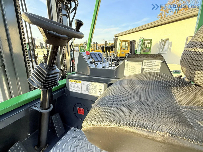 Carretilla de 4 vías Combilift CB4000 / GAS / TRIPLEX 5200MM / FREE LIFT / FORK POSITIONER / SIDE SHIFT / EXCELLENT CONDITION / Wide range of four-way and side: foto 14 Carretilla de 4 vías Combilift CB4000 / GAS / TRIPLEX 5200MM / FREE LIFT / FORK POSITIONER / SIDE SHIFT / EXCELLENT CONDITION / Wide range of four-way and side: foto 14