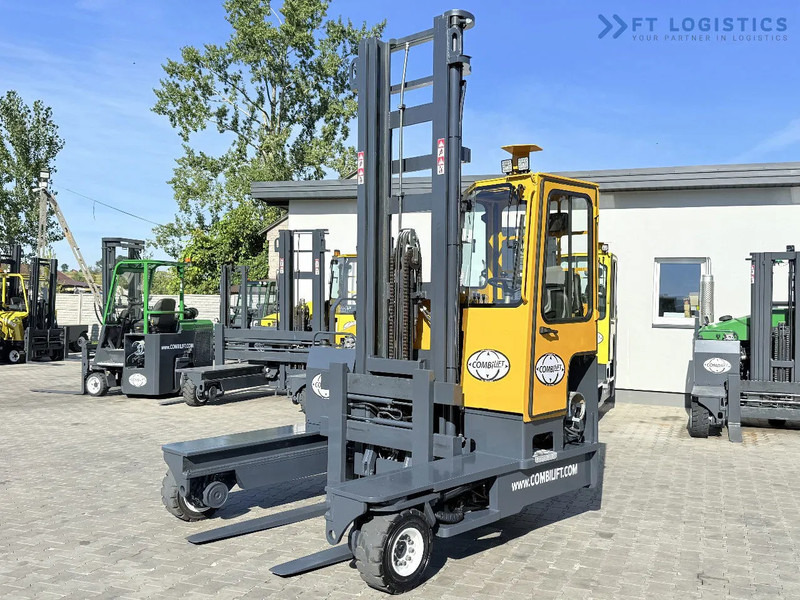 Combilift FOUR-WAY MULTIDIRECTIONAL FORKLIFT / C4000 / DUPLEX - 5500MM / FREE-LIFT / FORKS POSITIONER / LIKE-NEW FOUR-WAY MULTIDIRECTIONAL - Carretilla de 4 vías: foto 1 Combilift FOUR-WAY MULTIDIRECTIONAL FORKLIFT / C4000 / DUPLEX - 5500MM / FREE-LIFT / FORKS POSITIONER / LIKE-NEW FOUR-WAY MULTIDIRECTIONAL - Carretilla de 4 vías: foto 1