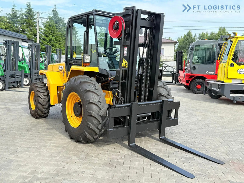 JCB 940 / DIESEL / TRIPLEX 4500MM / FORK POSITIONER / SIDE SHIFT / 4T / NEW TYRES / LIKE NEW 940 / DIESEL / TRIPLEX 4500MM / FORK PO - Carretilla todo terreno: foto 5 JCB 940 / DIESEL / TRIPLEX 4500MM / FORK POSITIONER / SIDE SHIFT / 4T / NEW TYRES / LIKE NEW 940 / DIESEL / TRIPLEX 4500MM / FORK PO - Carretilla todo terreno: foto 5