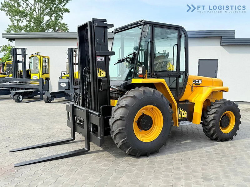 JCB 940 / DIESEL / TRIPLEX 4500MM / FORK POSITIONER / SIDE SHIFT / 4T / NEW TYRES / LIKE NEW 940 / DIESEL / TRIPLEX 4500MM / FORK PO - Carretilla todo terreno: foto 2 JCB 940 / DIESEL / TRIPLEX 4500MM / FORK POSITIONER / SIDE SHIFT / 4T / NEW TYRES / LIKE NEW 940 / DIESEL / TRIPLEX 4500MM / FORK PO - Carretilla todo terreno: foto 2