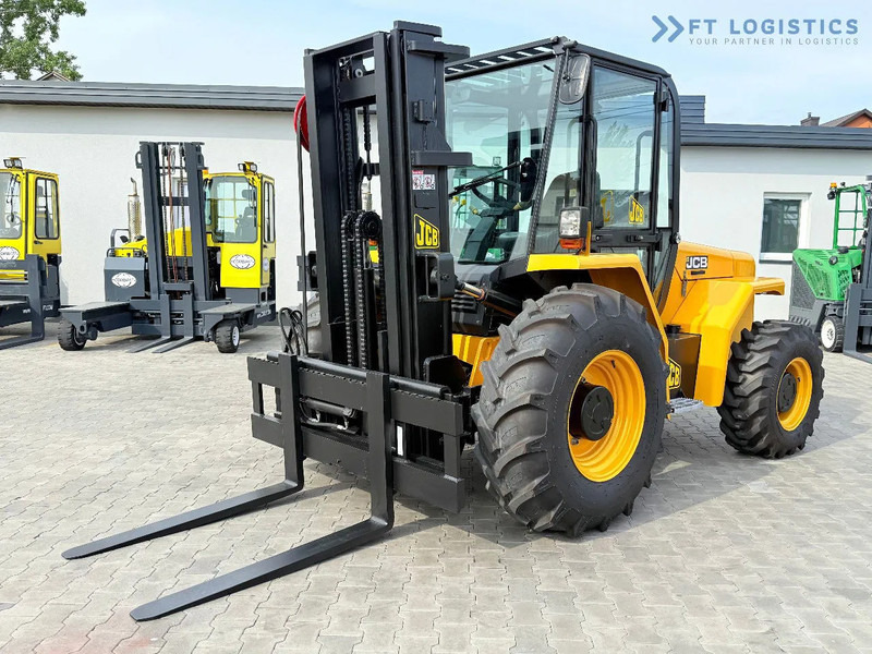 JCB 940 / DIESEL / TRIPLEX 4500MM / FORK POSITIONER / SIDE SHIFT / 4T / NEW TYRES / LIKE NEW 940 / DIESEL / TRIPLEX 4500MM / FORK PO - Carretilla todo terreno: foto 1 JCB 940 / DIESEL / TRIPLEX 4500MM / FORK POSITIONER / SIDE SHIFT / 4T / NEW TYRES / LIKE NEW 940 / DIESEL / TRIPLEX 4500MM / FORK PO - Carretilla todo terreno: foto 1