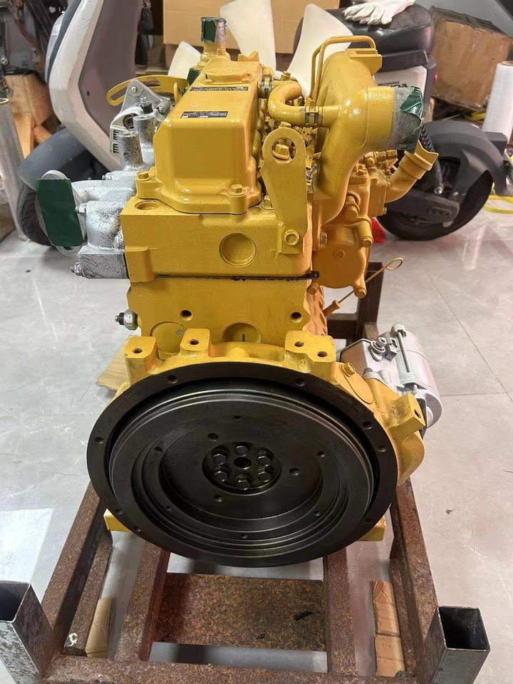 CATERPILLAR C2.4 - Motor para Implemento: foto 1 CATERPILLAR C2.4 - Motor para Implemento: foto 1