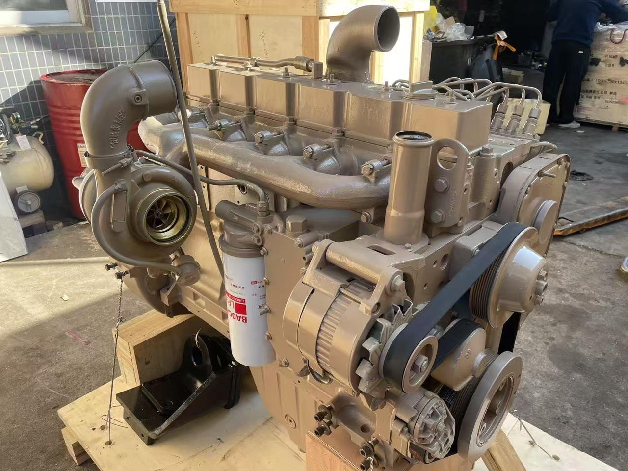 CUMMINS 6BT8.3 - Motor para Excavadora: foto 2 CUMMINS 6BT8.3 - Motor para Excavadora: foto 2