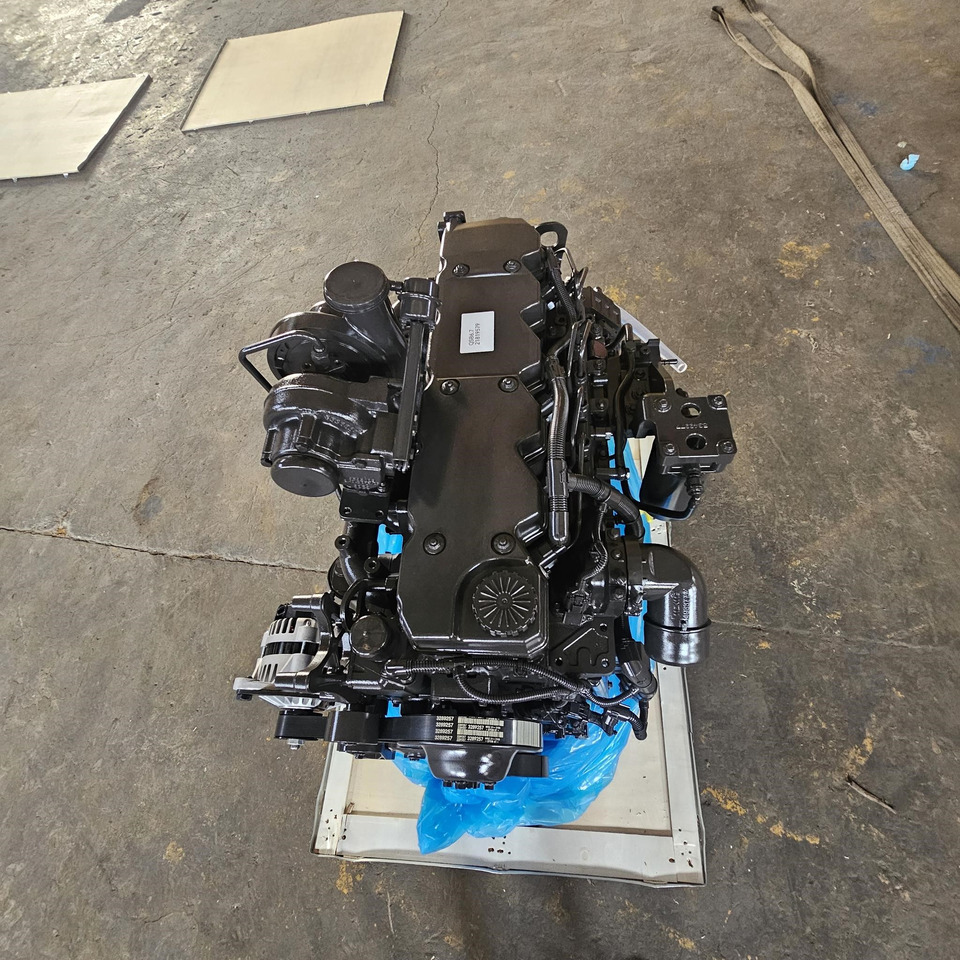 CUMMINS QSB6.7 - Motor para Excavadora: foto 1 CUMMINS QSB6.7 - Motor para Excavadora: foto 1