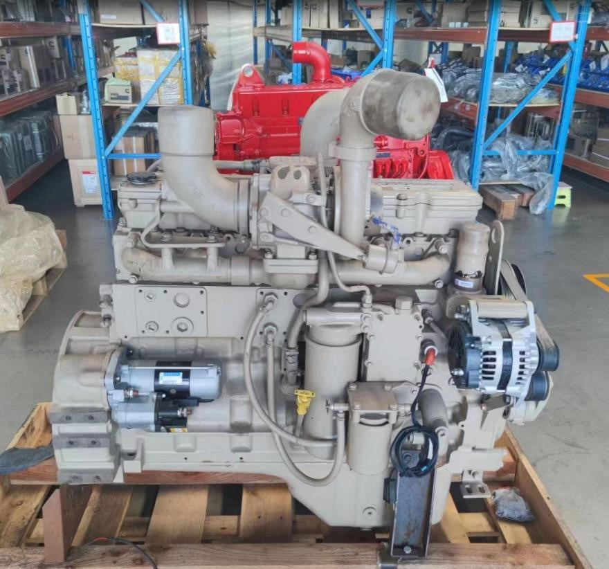 CUMMINS QSC8.3 - Motor para Excavadora: foto 2 CUMMINS QSC8.3 - Motor para Excavadora: foto 2