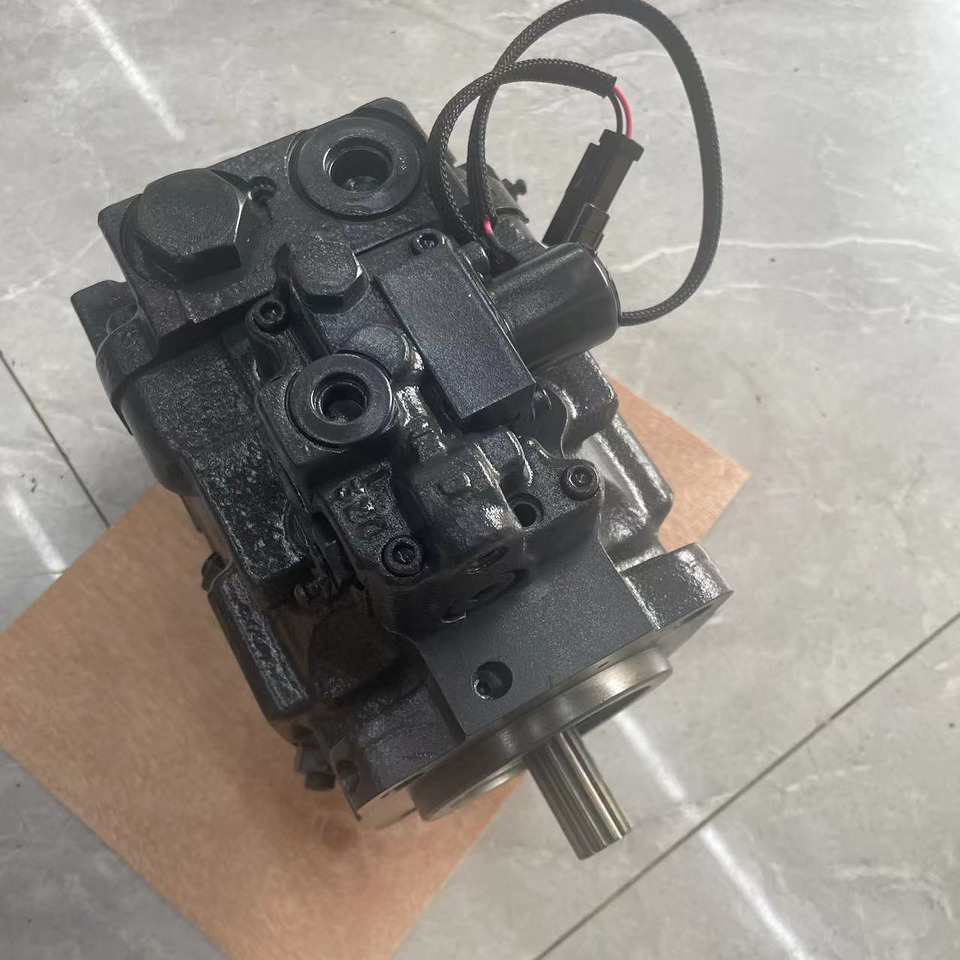 KOMATSU 708-1S-00240 - Implemento para Bulldozer: foto 1 KOMATSU 708-1S-00240 - Implemento para Bulldozer: foto 1