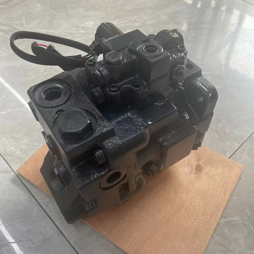 KOMATSU 708-1S-00240 - Implemento para Bulldozer: foto 5 KOMATSU 708-1S-00240 - Implemento para Bulldozer: foto 5
