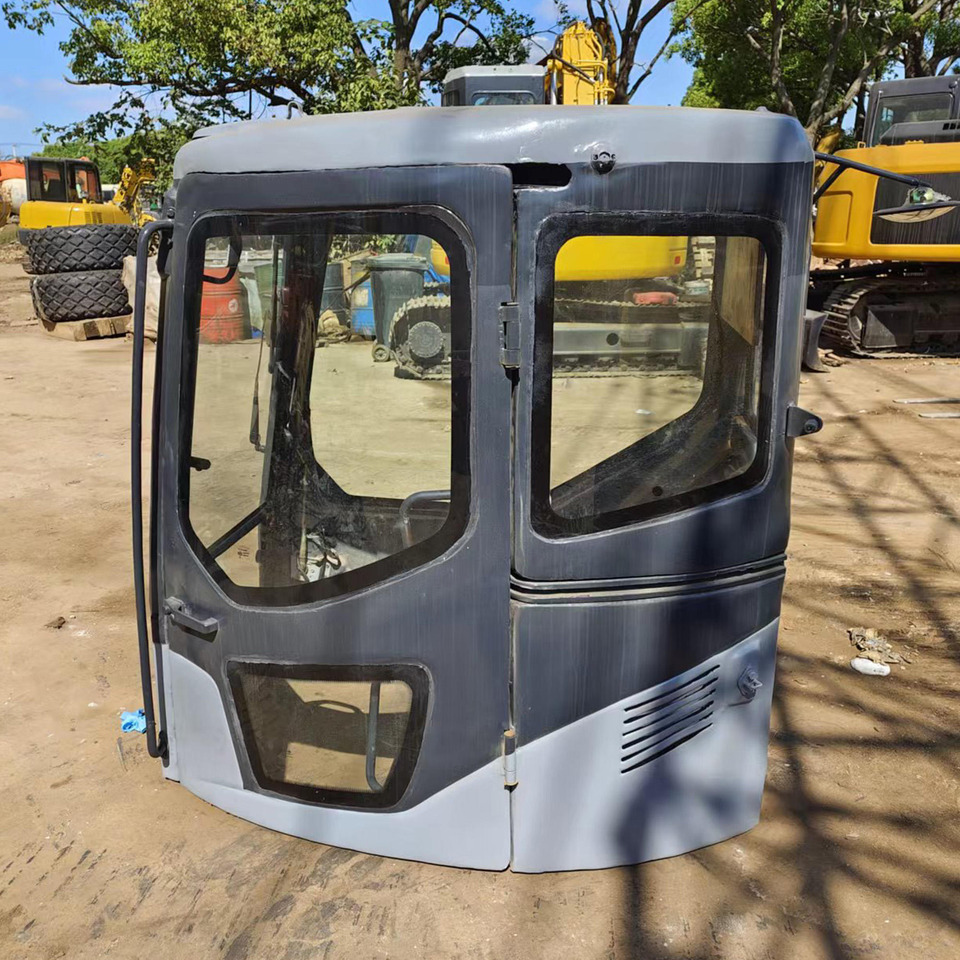 KOMATSU 21W-54-00511 21W-54-00512 21W-54-00513 - Cabina para Excavadora: foto 2 KOMATSU 21W-54-00511 21W-54-00512 21W-54-00513 - Cabina para Excavadora: foto 2