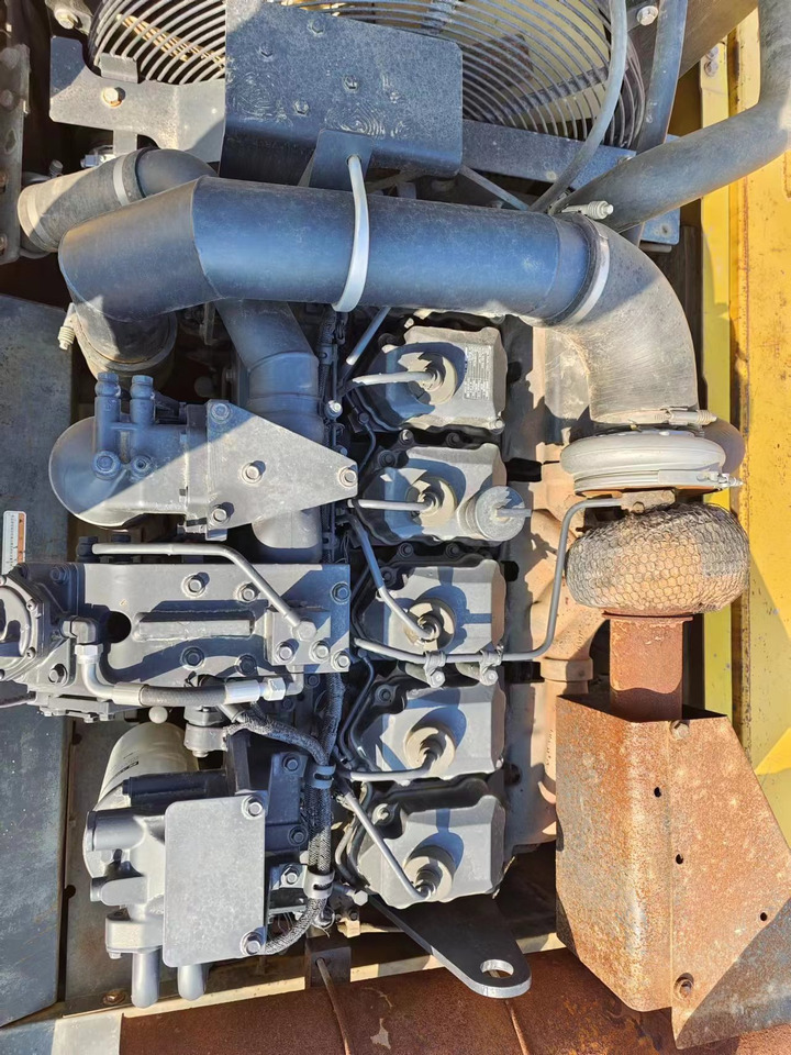 KOMATSU 6D125E - Motor para Excavadora: foto 3 KOMATSU 6D125E - Motor para Excavadora: foto 3