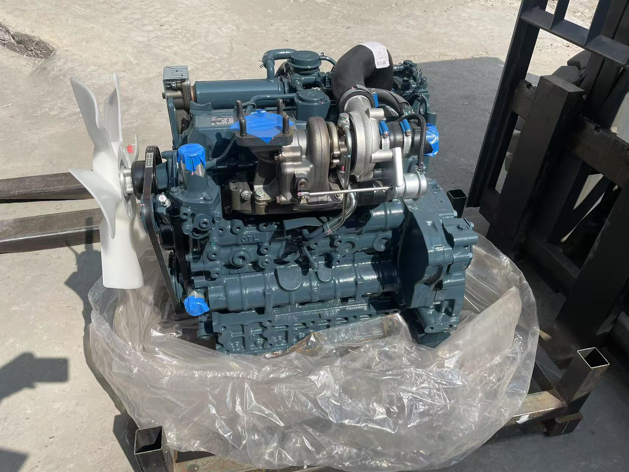 KUBOTA 3307T - Motor para Excavadora: foto 1 KUBOTA 3307T - Motor para Excavadora: foto 1